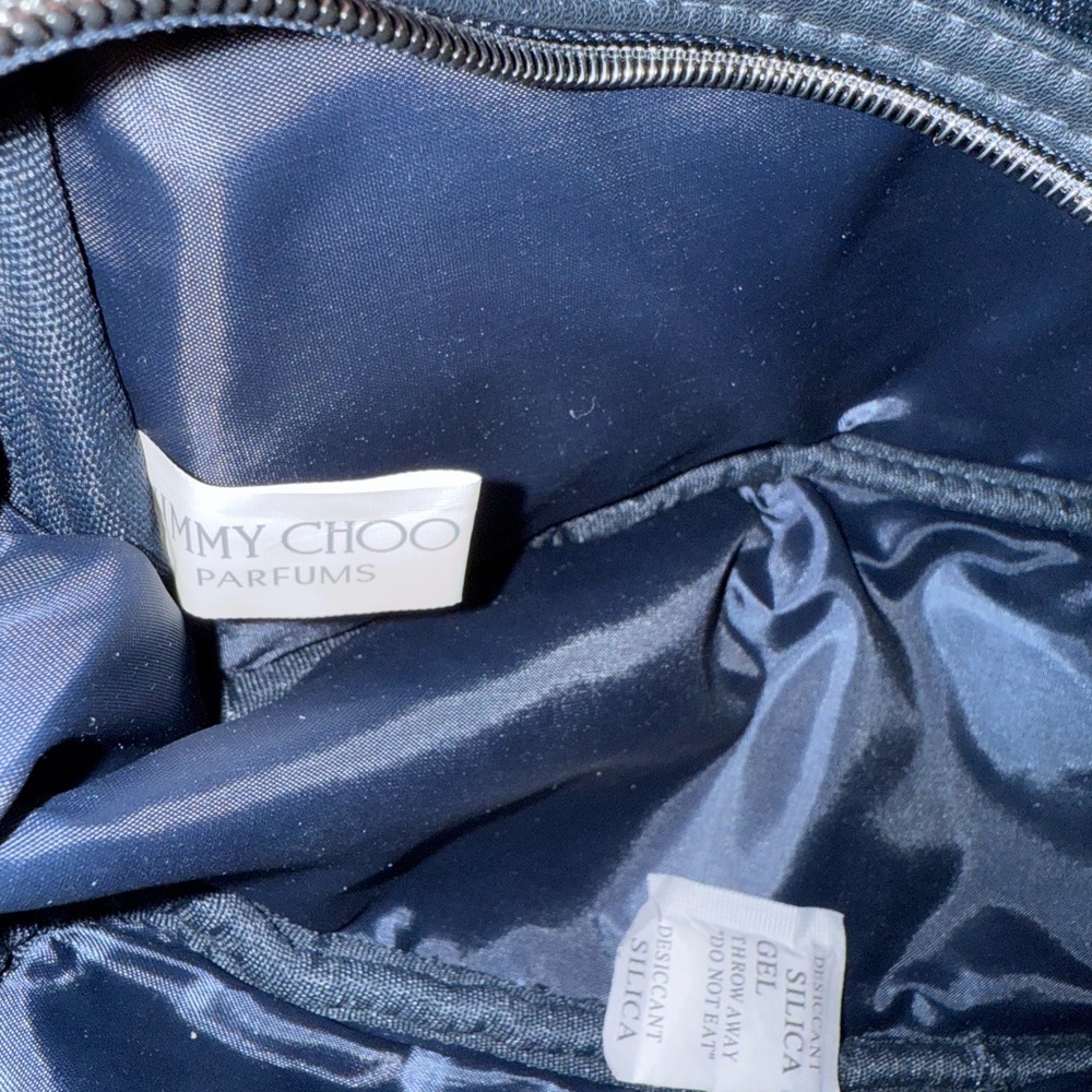 Jimmy Choo Parfums Toiletry Pouch dark blue Cosmetic Bag travel
Dopp Case New - Picture 9 of 12